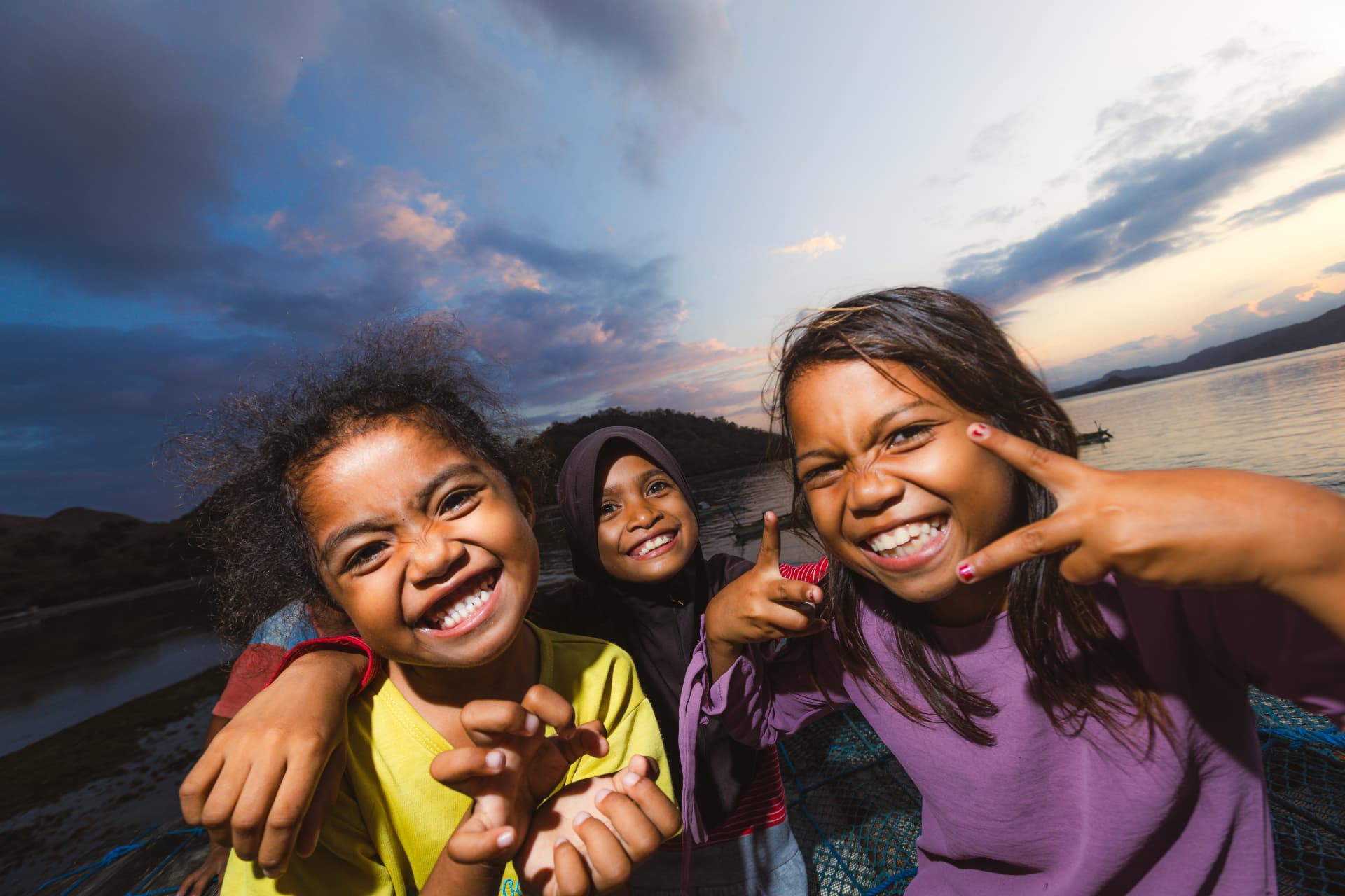 Kehangatan Masyarakat